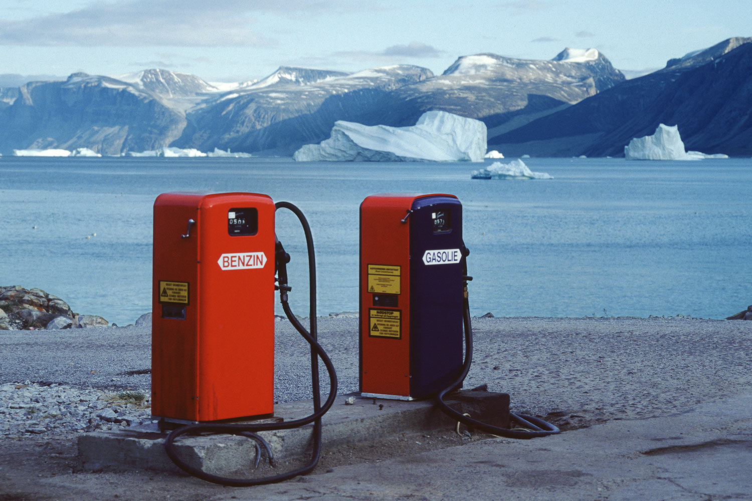 Tankstelle . Uummannaq . Grönland . 2009 (Foto: Andreas Kuhrt)