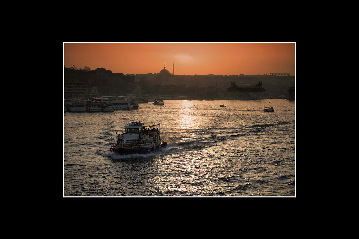 Abendröte (Foto: Jens Gutberlet). Fotoausstellung Istanbulofoten . Landratsamt Hildburghausen . 2013