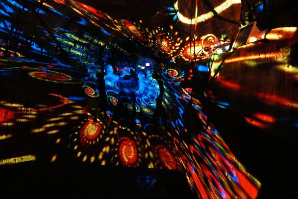 Generation Suhl: Untergrund in bunt (Lichtshow im Kellergewölbe zum Tag des offenen Denkmals) . Foto Openair Suhl 2016 (Foto: Andreas Kuhrt)