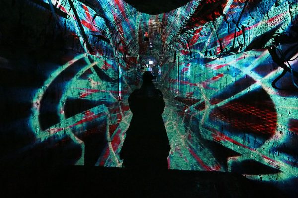 Generation Suhl: Untergrund in bunt (Lichtshow im Kellergewölbe zum Tag des offenen Denkmals) . Foto Openair Suhl 2016 (Foto: Andreas Kuhrt)