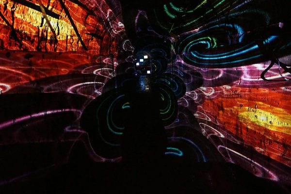 Generation Suhl: Untergrund in bunt (Lichtshow im Kellergewölbe zum Tag des offenen Denkmals) . Foto Openair Suhl 2016 (Foto: Andreas Kuhrt)
