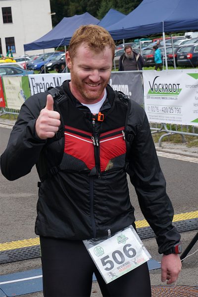 Im Ziel: Marcel Friedrich . Suhl Simson Gewerbepark . Südthüringentrail 2017 (Foto: Andreas Kuhrt)