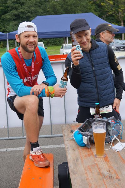 Skål: Mikkel Munk-Hartge & Rasmus Mühlebach . Suhl Simson Gewerbepark . Südthüringentrail 2017 (Foto: Andreas Kuhrt)