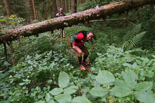 Am Bergbaupfad am Domberg Suhl: Katja von der Burg . Südthüringentrail 2017 (Foto: Andreas Kuhrt)