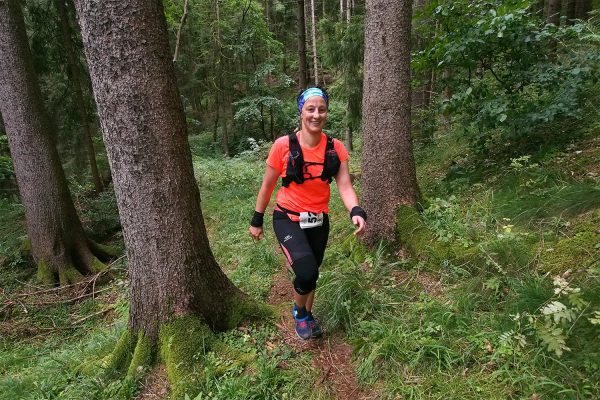 Am Bergbaupfad am Domberg Suhl: Ilona Müller-Reinert . Südthüringentrail 2017 (Foto: Andreas Kuhrt)