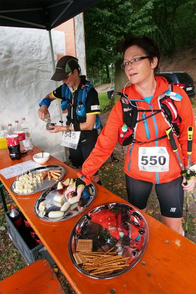 An der Ottilie am Domberg Suhl: Beate Bienicke, Angela Freeß . Südthüringentrail 2017 (Foto: Andreas Kuhrt)