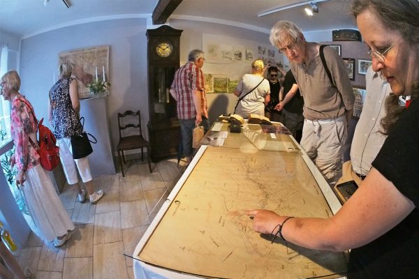 Ausstellung in der Blumenwerkstatt . Dorffest 700 Jahre Suhl-Neundorf . 09.06.2018 (Foto: Andreas Kuhrt)