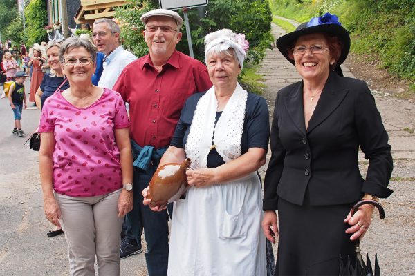 Vorbereitung zum Festumzug . Dorffest 700 Jahre Suhl-Neundorf . 10.06.2018 (Foto: Andreas Kuhrt)