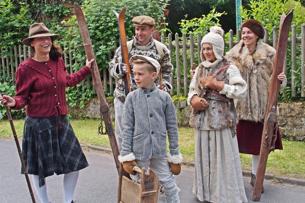 Vorbereitung zum Festumzug . Dorffest 700 Jahre Suhl-Neundorf . 10.06.2018 (Foto: Andreas Kuhrt)