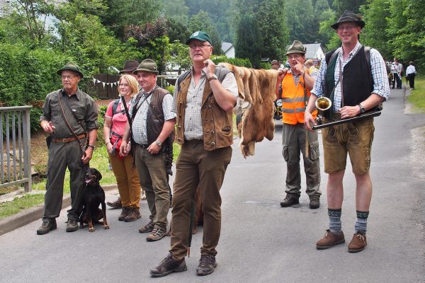 Vorbereitung zum Festumzug . Dorffest 700 Jahre Suhl-Neundorf . 10.06.2018 (Foto: Andreas Kuhrt)