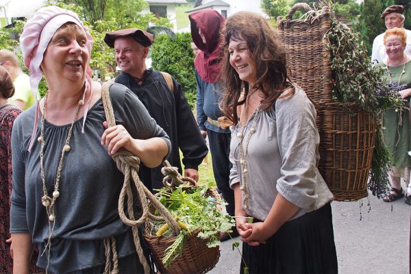 Vorbereitung zum Festumzug . Dorffest 700 Jahre Suhl-Neundorf . 10.06.2018 (Foto: Andreas Kuhrt)