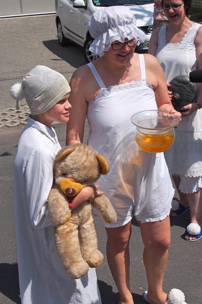 Festumzug . Dorffest 700 Jahre Suhl-Neundorf . 10.06.2018 (Foto: Andreas Kuhrt)