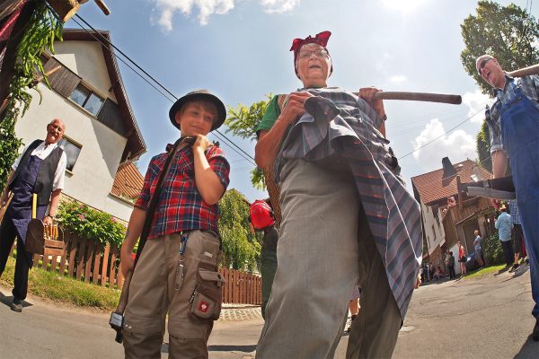 Festumzug . Dorffest 700 Jahre Suhl-Neundorf . 10.06.2018 (Foto: Andreas Kuhrt)