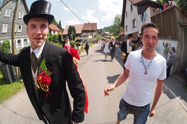 Festumzug . Dorffest 700 Jahre Suhl-Neundorf . 10.06.2018 (Foto: Andreas Kuhrt)