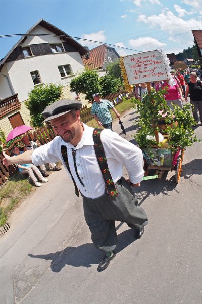 Festumzug . Dorffest 700 Jahre Suhl-Neundorf . 10.06.2018 (Foto: Andreas Kuhrt)