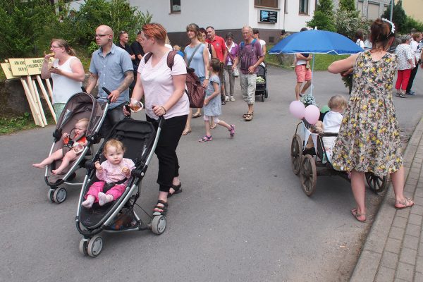 Nach dem Festumzug . Dorffest 700 Jahre Suhl-Neundorf . 10.06.2018 (Foto: Andreas Kuhrt)