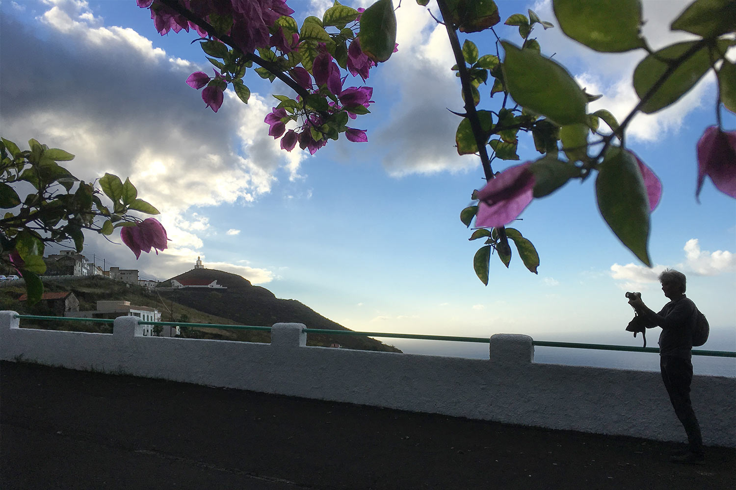 2018-11-kanarische-inseln-IMG_5515mh-el-hierro-campanario-frontera Blick von El Lunchón zum Campanario Frontera . El Hierro . Kanarische Inseln 2018 (Foto: Manuela Hahnebach)