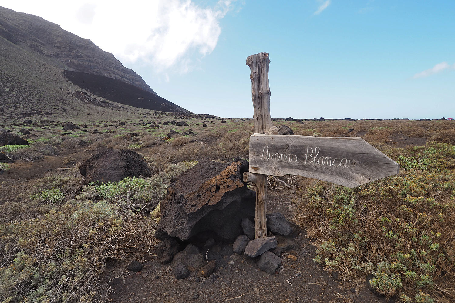 Wegweiser nach Arenas Blancas . El Hierro . Kanarische Inseln 2018 (Foto: Andreas Kuhrt)