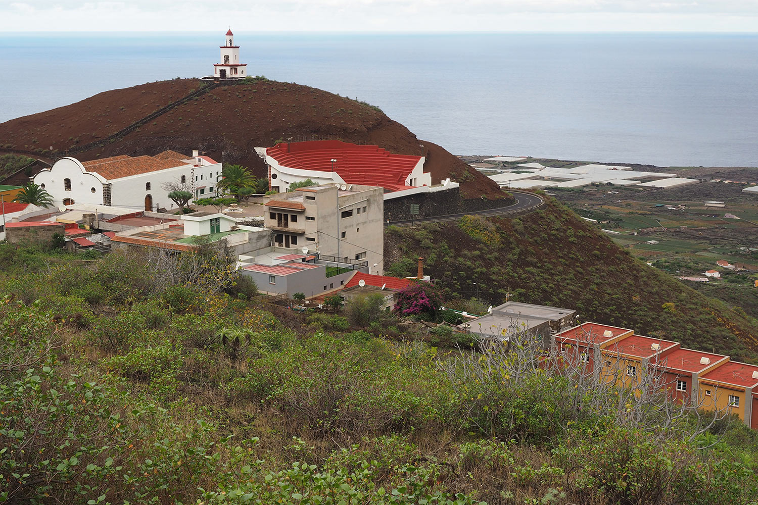 2018-11-kanarische-inseln-M0003839ak-el-hierro-campanario-frontera La Frontera: Kirche und Campanario . El Hierro . Kanarische Inseln 2018 (Foto: Andreas Kuhrt)