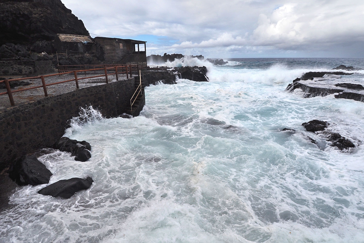 Badebucht in Pozo de las Calcosas . El Hierro . Kanarische Inseln 2018 (Foto: Andreas Kuhrt)