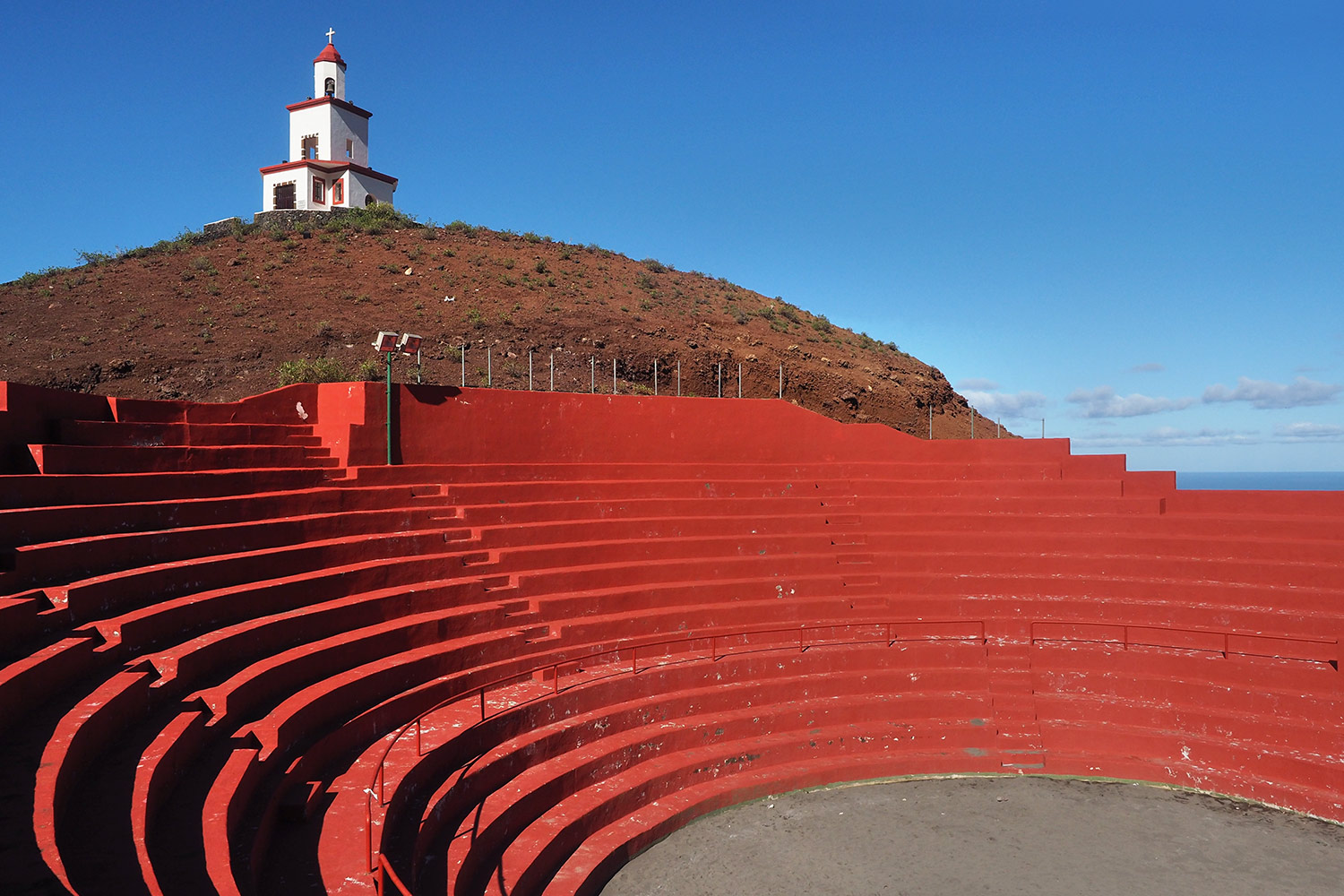 Lucha-Canaria-Arena in La Frontera . El Hierro . Kanarische Inseln 2018 (Foto: Andreas Kuhrt)