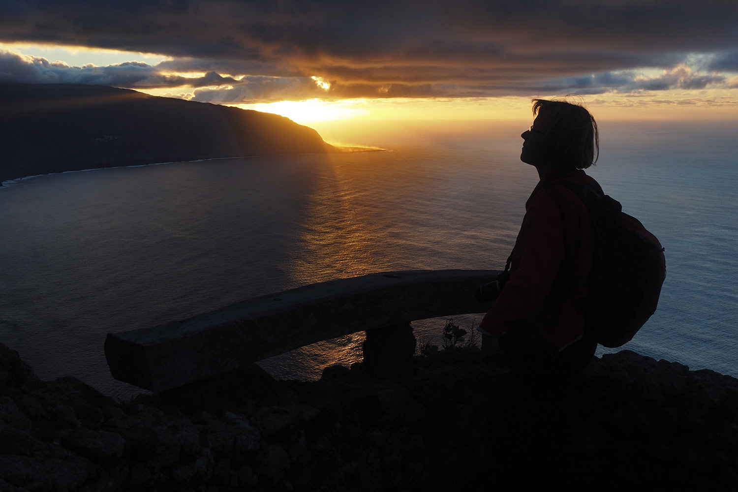 Mirador de la Peña: Aussicht zur Punta de la Dehesa bei Sonnenuntergang Roques de Salmor . El Hierro . Kanarische Inseln 2018 (Foto: Andreas Kuhrt)