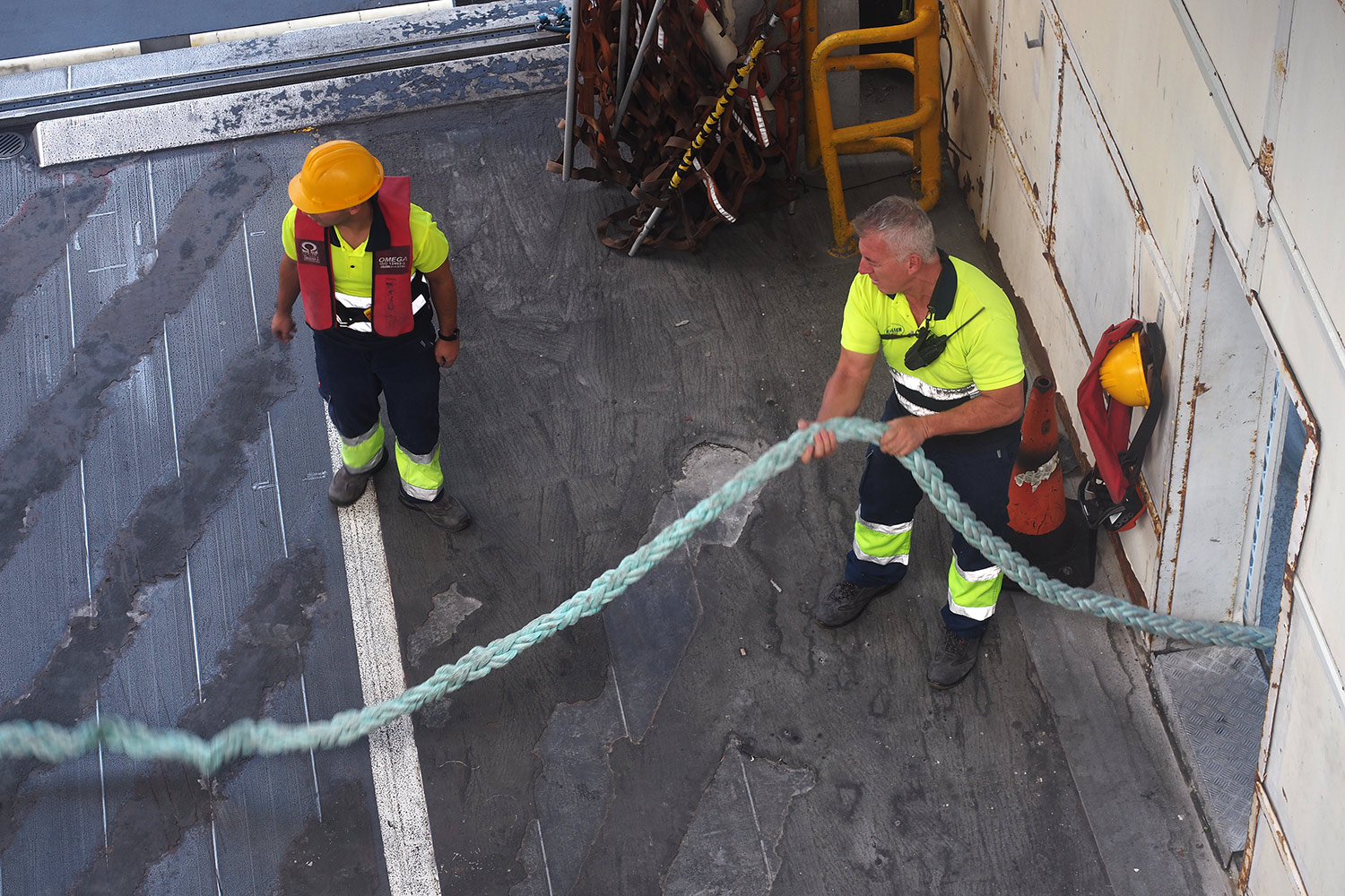 Festmacher im Hafen von San Sebastian . La Gomera . Kanarische Inseln 2018 (Foto: Andreas Kuhrt)