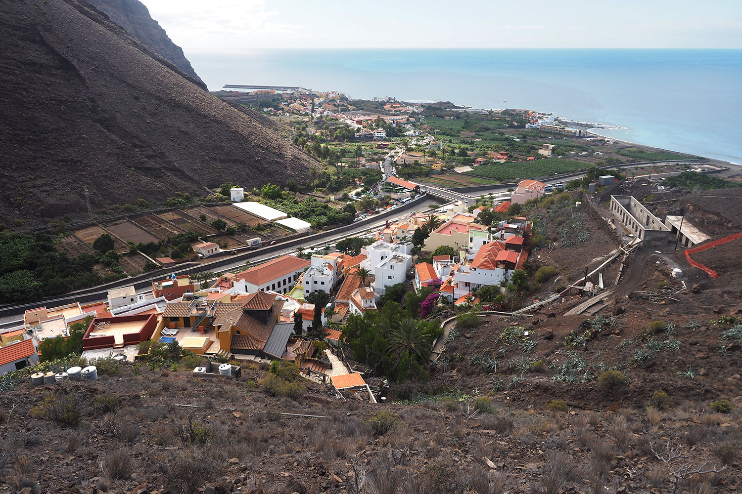 Camino la Mérica bei La Calera: Blick zur Küste . Valle Gran Rey . La Gomera . Kanarische Inseln 2018 (Foto: Andreas Kuhrt)