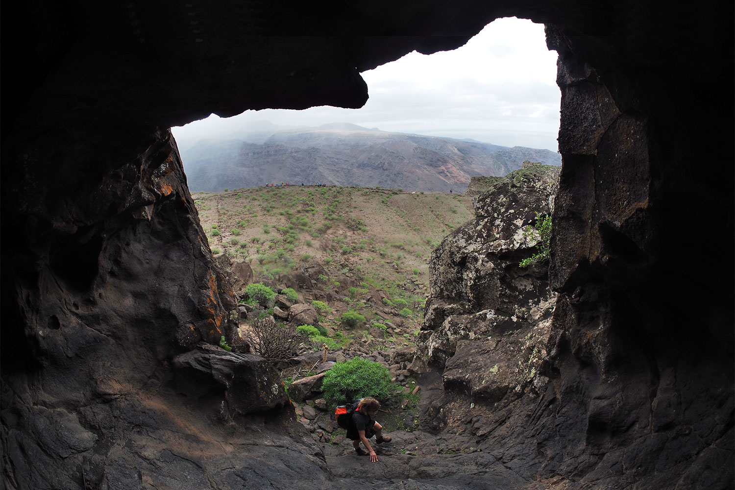 Höhle am Berg La Mérica . Valle Gran Rey . La Gomera . Kanarische Inseln 2018 (Foto: Andreas Kuhrt)