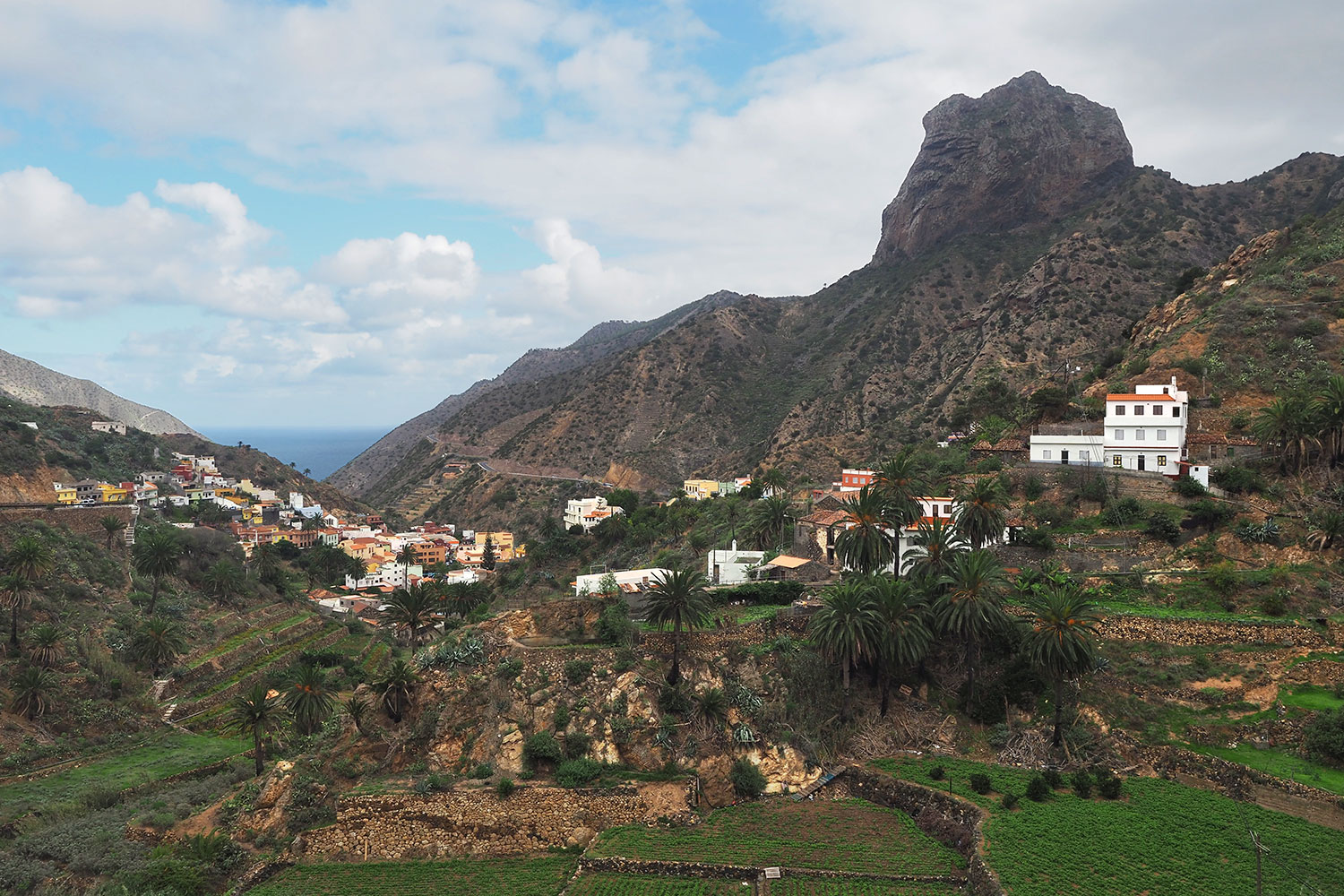 Blick auf Vallehermoso und Roque Cano . La Gomera . Kanarische Inseln 2018 (Foto: Andreas Kuhrt)