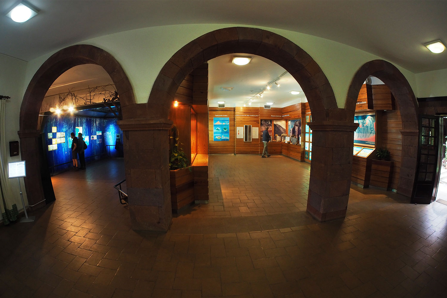 Im Garajonay-Besucherzentrum Juego de Bolas . La Gomera . Kanarische Inseln 2018 (Foto: Andreas Kuhrt)