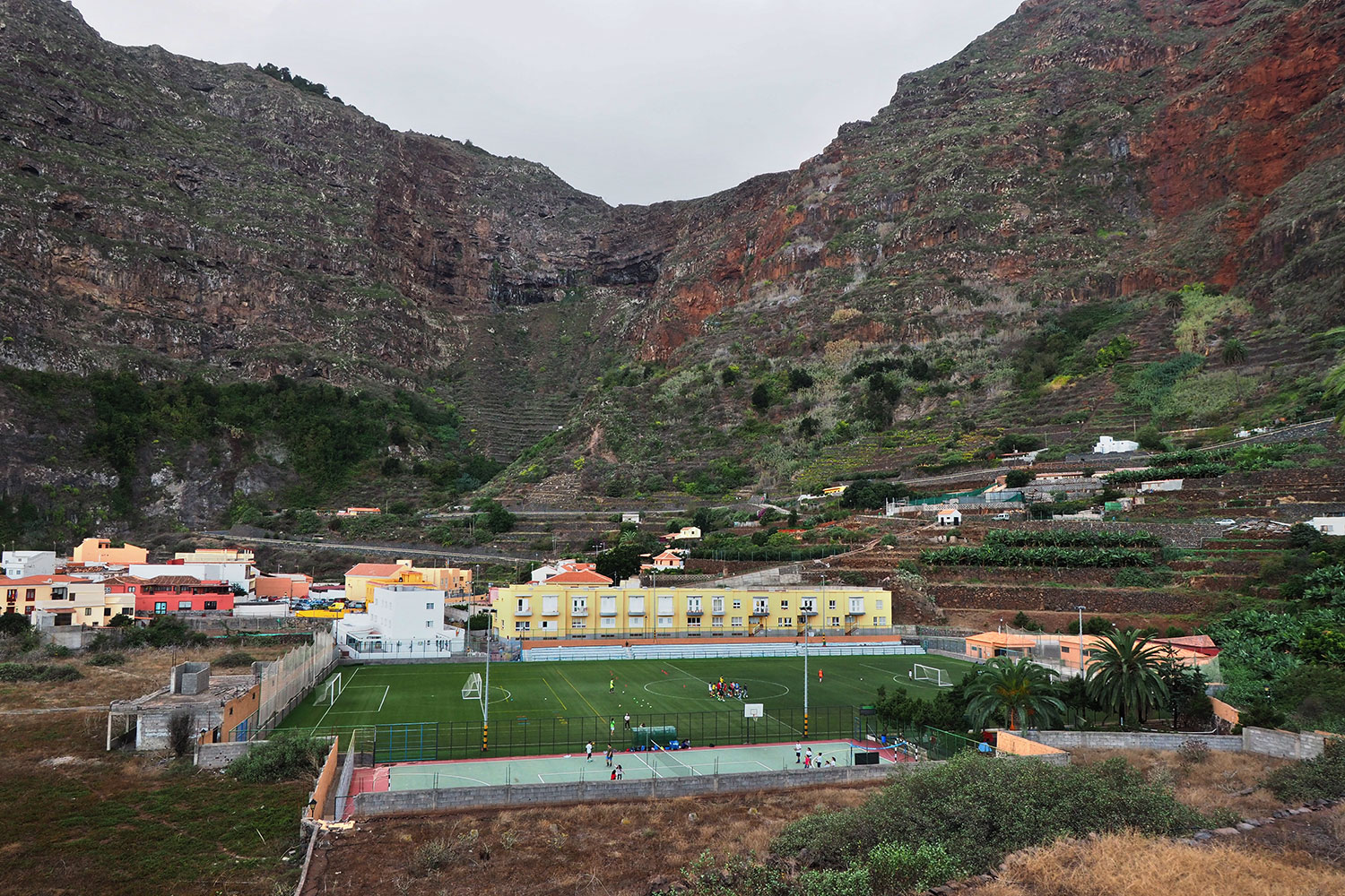 Sportplatz in Agulo . La Gomera . Kanarische Inseln 2018 (Foto: Andreas Kuhrt)