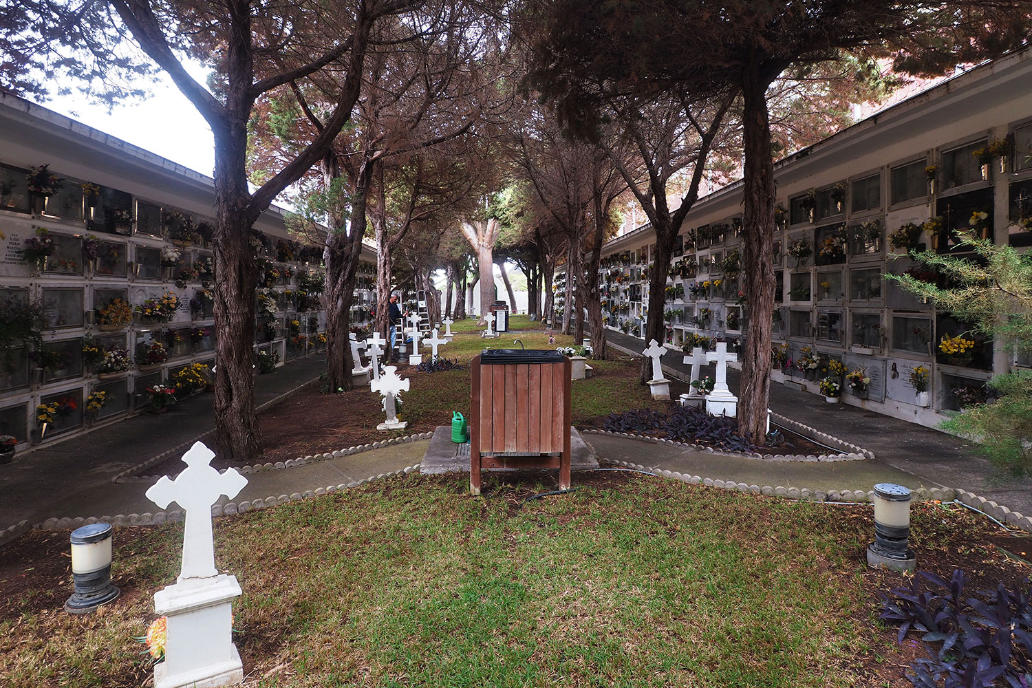 2018-11-kanarische-inseln-M0008224ak-la-gomera-valle-gran-el-retamal-friedhof Friedhof von El Retamal . Valle Gran Rey . La Gomera . Kanarische Inseln 2018 (Foto: Andreas Kuhrt)