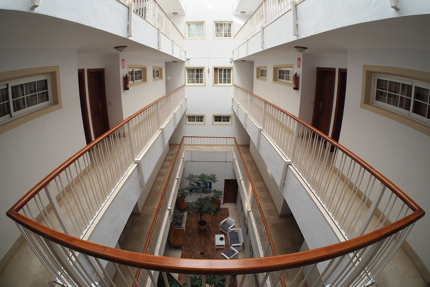 2018-11-kanarische-inseln-M0008447ak-teneriffa-los-abrigos-isla-de-oro-innen Apartamentos "Isla de Oro" . Los Abrigos . Teneriffa . Kanarische Inseln 2018 (Foto: Andreas Kuhrt)