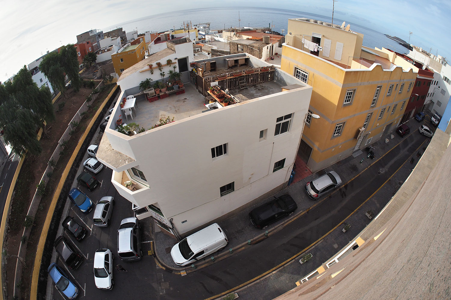 2018-11-kanarische-inseln-M0008455ak-teneriffa-los-abrigos-isla-de-oro-dachterrasse-ausblick Ausblick von der Dachterrasse vom Hotel "Isla de Oro" . Los Abrigos . Teneriffa . Kanarische Inseln 2018 (Foto: Andreas Kuhrt)