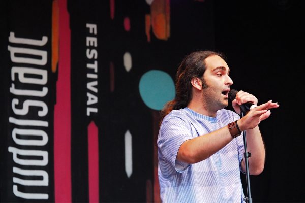 Rudolstadt-Festival 2019: Kurdophone: Omid Darvish (Foto: Manuela Hahnebach)