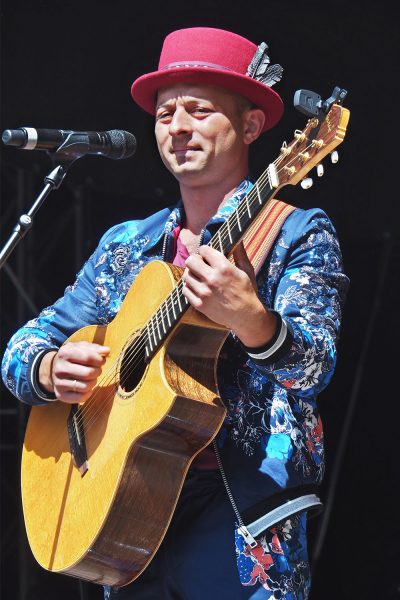 Rudolstadt-Festival 2019: Hudaki Village Band: Vitaliy Kovach (Foto: Andreas Kuhrt)