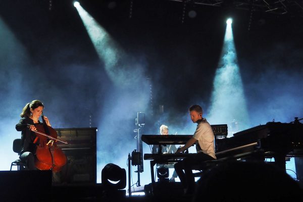 Rudolstadt-Festival 2019: Johanna Niederbacher, Ólafur Arnalds (Foto: Andreas Kuhrt)