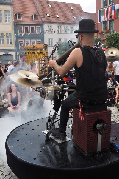 Rudolstadt-Festival 2019: Musikmaschine auf dem Marktplatz (Foto: Andreas Kuhrt)