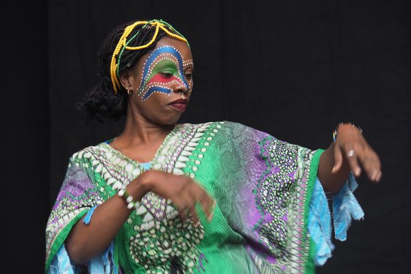 Rudolstadt-Festival 2019: Seun Kuti & Egypt 80: Iyabo Folashade Adeniran (Foto: Andreas Kuhrt)