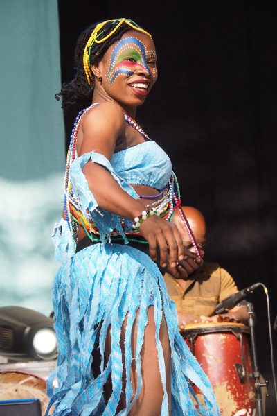 Rudolstadt-Festival 2019: Seun Kuti & Egypt 80: Iyabo Folashade Adeniran (Foto: Andreas Kuhrt)