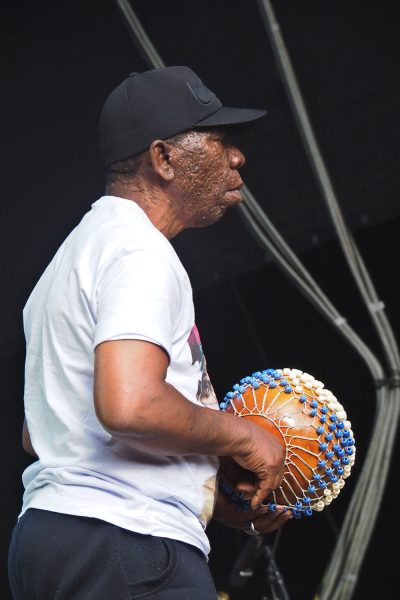 Rudolstadt-Festival 2019: Seun Kuti & Egypt 80: Okon Iyamba (Foto: Andreas Kuhrt)