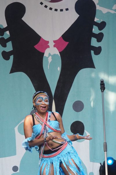 Rudolstadt-Festival 2019: Seun Kuti & Egypt 80: Joy Ayomide Opara (Foto: Andreas Kuhrt)