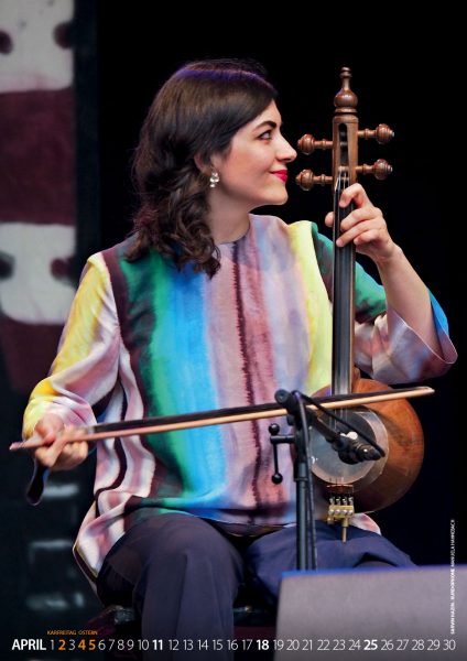 Foto-Kalender 2021 Rudolstat-Festival: Sarvin Hazin . Kurdophone (Foto: Manuela Hahnebach)