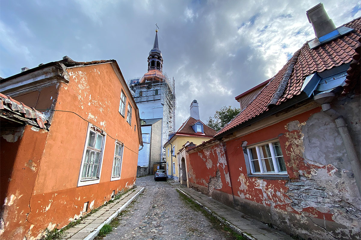 2022 Estland: Tallinn: Domschule (Foto: Andreas Kuhrt)