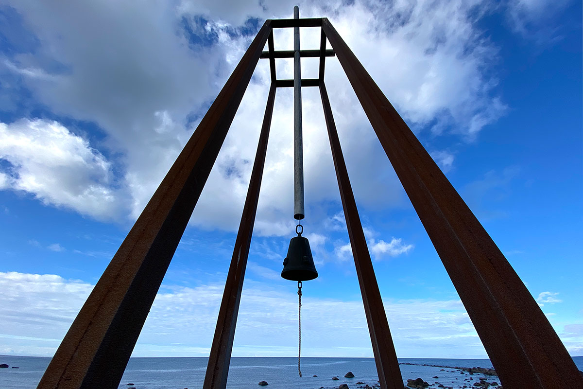2022 Estland: Hiiumaa: Tahkuna: Denkmal für die Estonia-Opfer (Foto: Andreas Kuhrt)