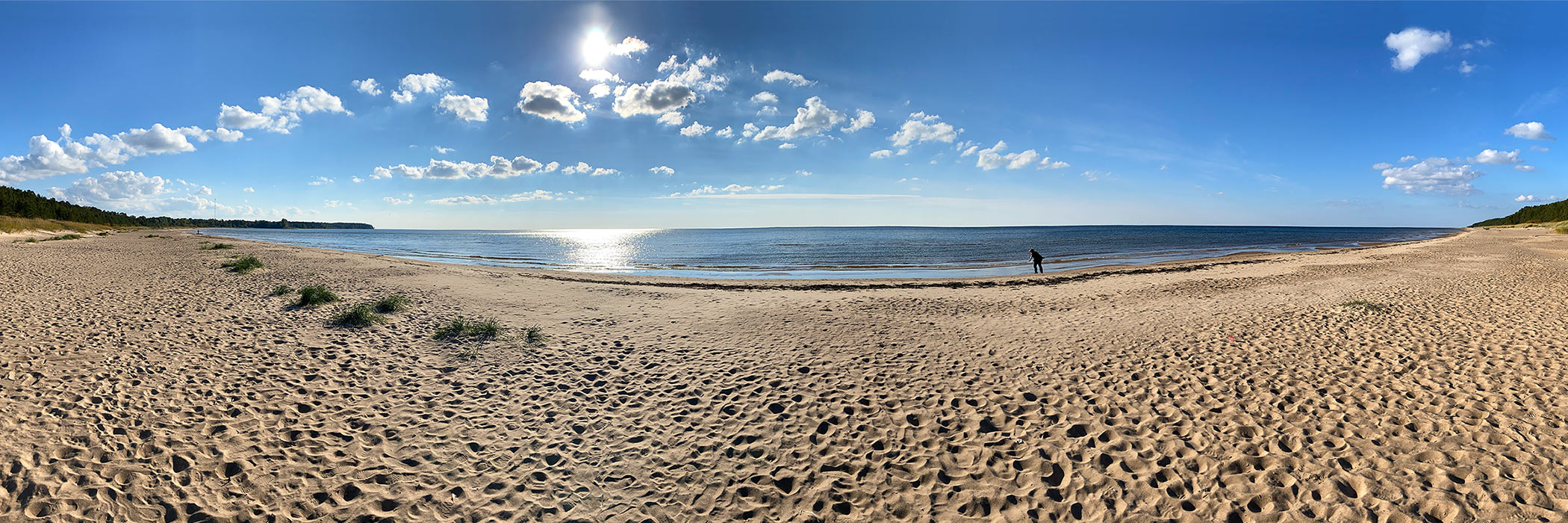 2022 Lettland: Rigaer Meerbusen: Muižuļurga Strand (Foto: Andreas Kuhrt)