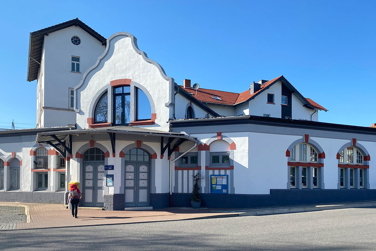 2022-osterwanderung-rhoen-IMG_6541ak-gerstungen-bahnhof 2022 Grünes Band: Gerstungen: Bahnhof (Foto: Andreas Kuhrt)