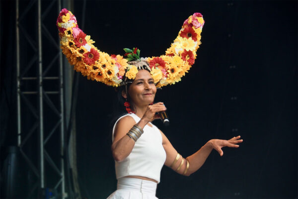 Rudolstadt Festival 2022: Cimarrón: Ana Veydó (Foto: Andreas Kuhrt)