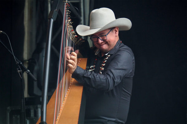 Rudolstadt Festival 2022: Cimarrón: Ernesto Campos (Foto: Andreas Kuhrt)